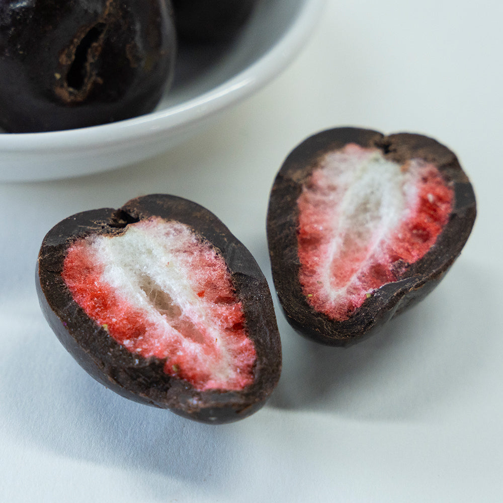 Freeze-Dried Strawberry with Dark Chocolate 10kg/ carton